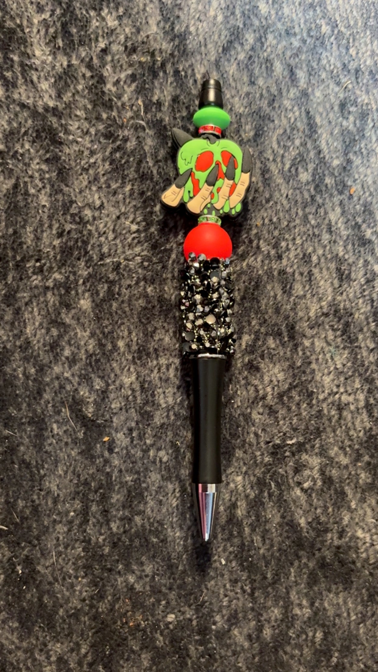 Beaded pen